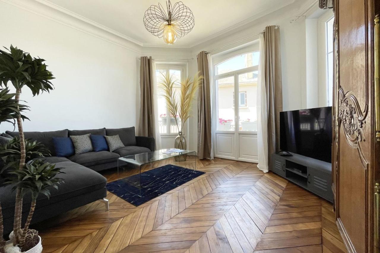 Appartement Haussmannien Proche Gare Chartres Exteriér fotografie